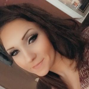 Meet your Posher, Cayla